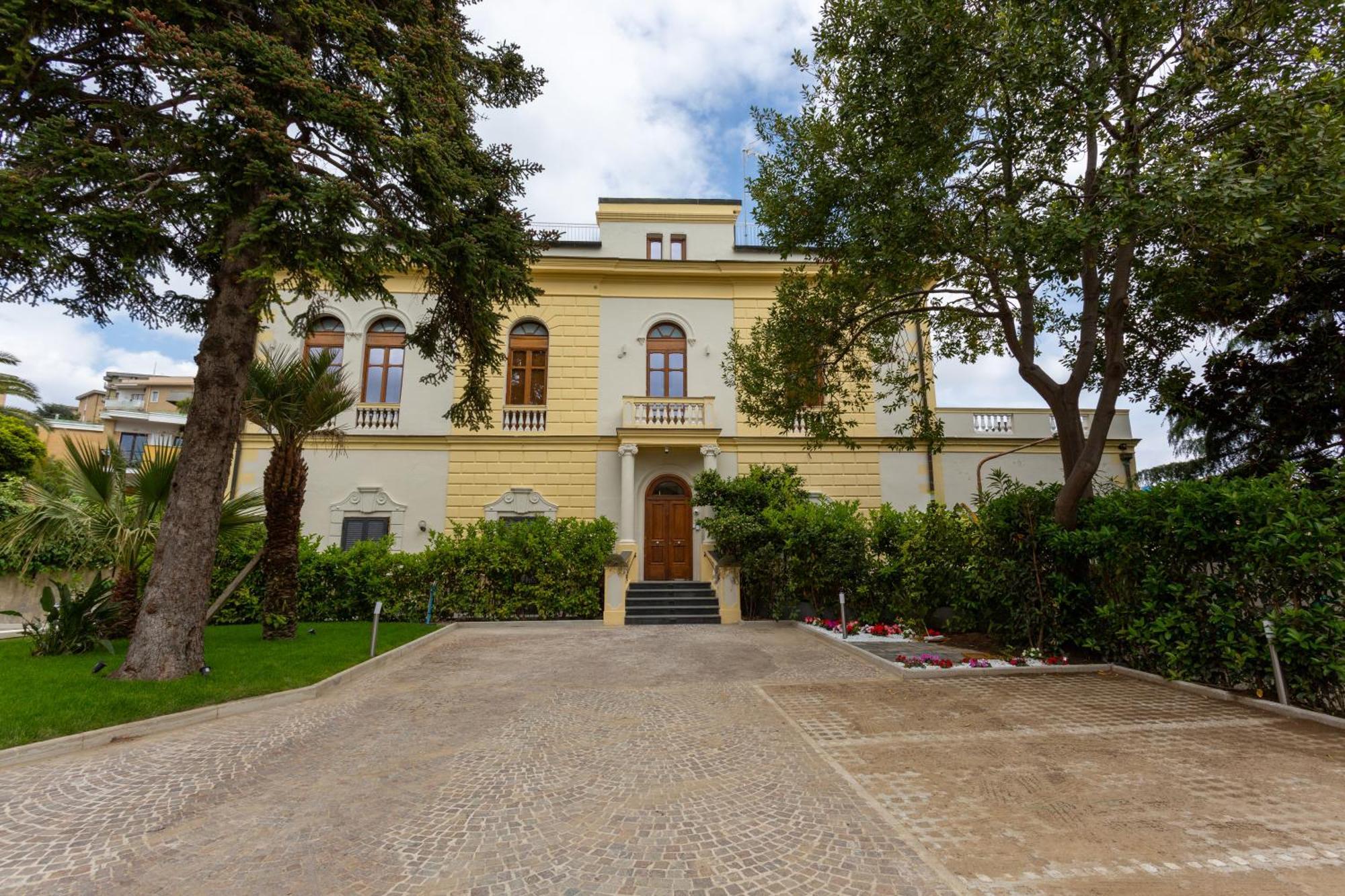 Villa Cipriano - Relais Di Charm Nápoles Exterior foto